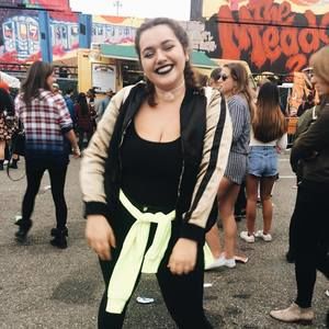 Meet your Posher, Maia